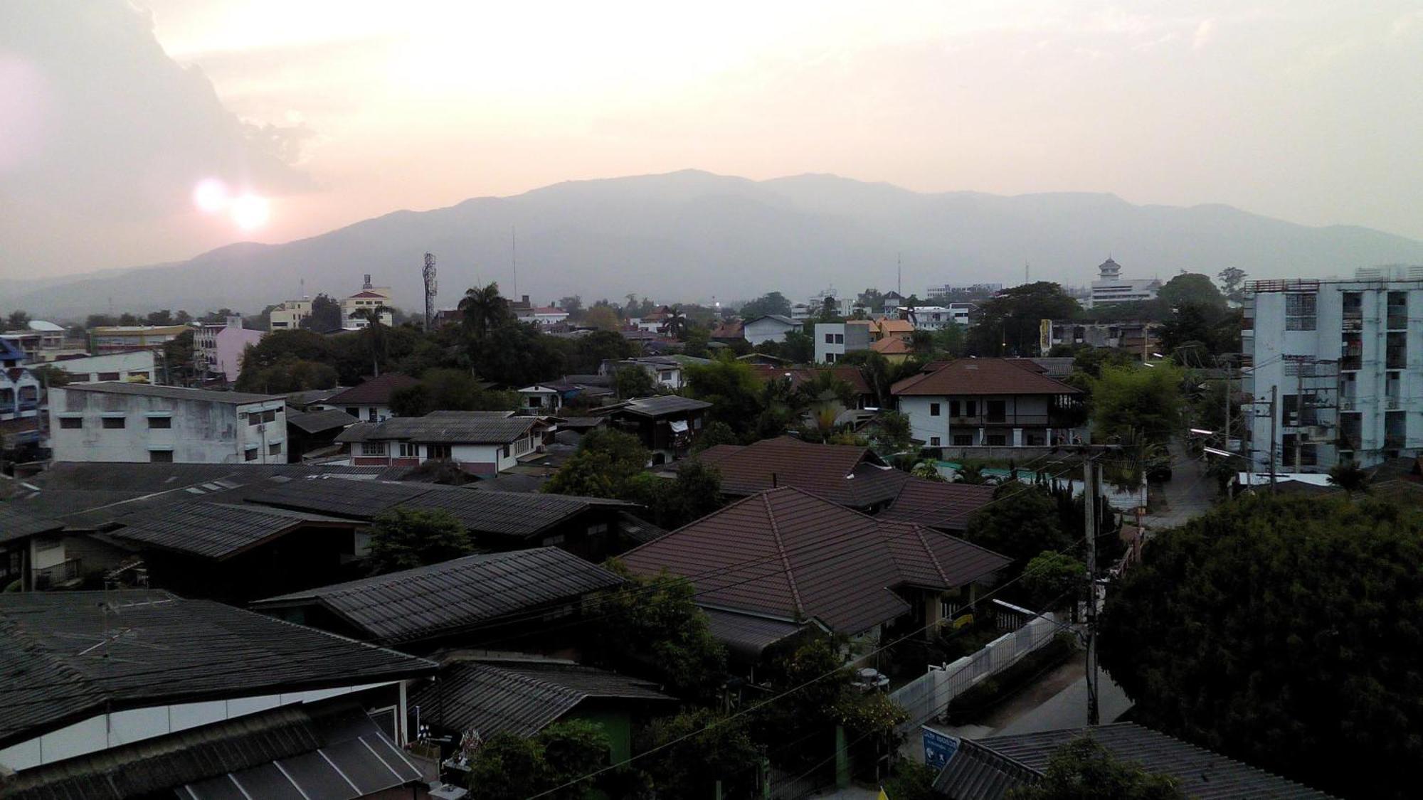 Mantra Place Chiang Mai Zewnętrze zdjęcie